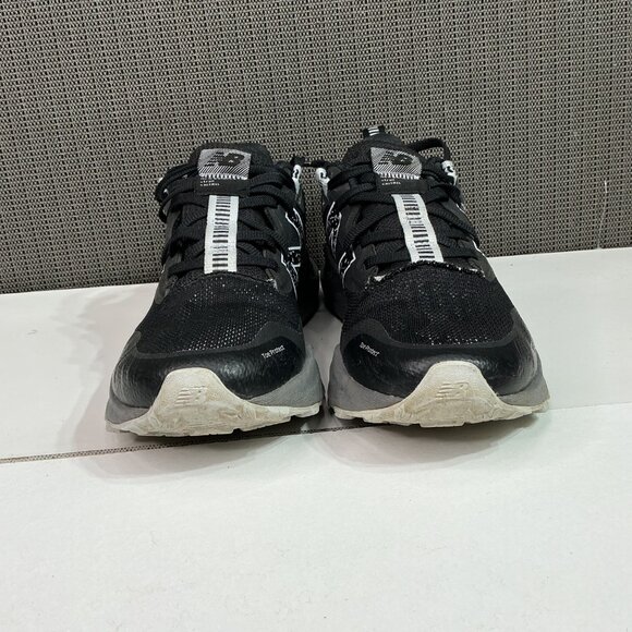 New Balance All Terrain Womens Trail Running Shoes Black/White Size 9.5 B - Picture 3 of 9
